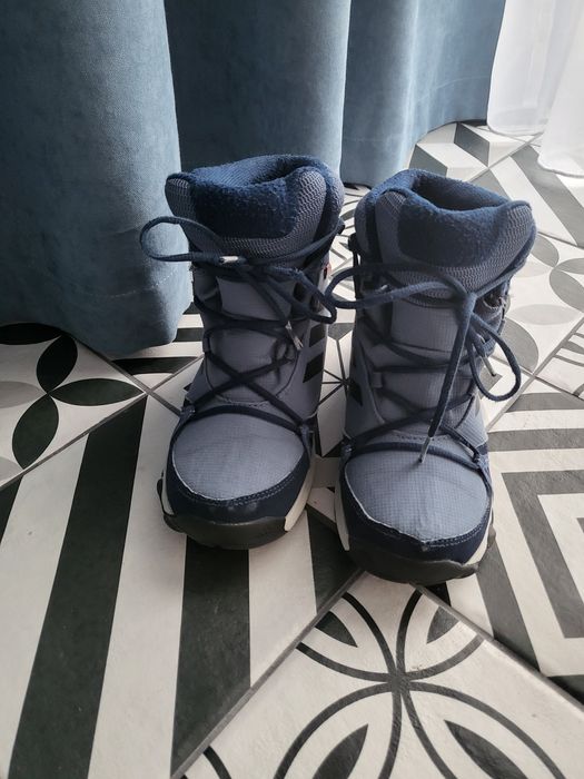 Взуття для холопчика