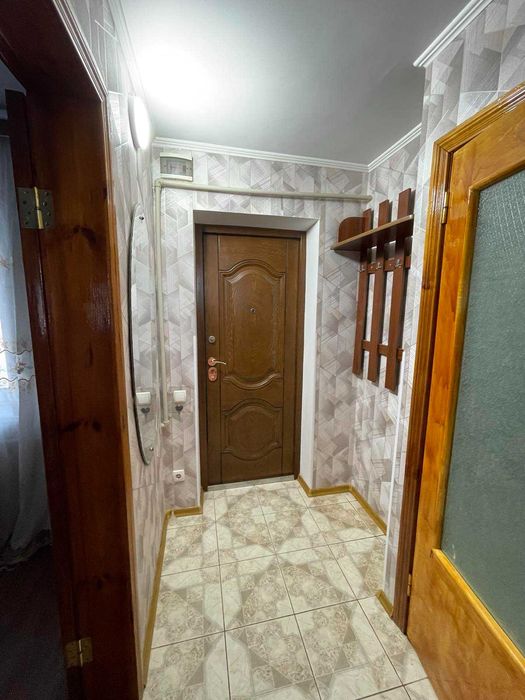 Сдам 1 к.кв.для девушки или пары с. Крюковщина, частный сектор