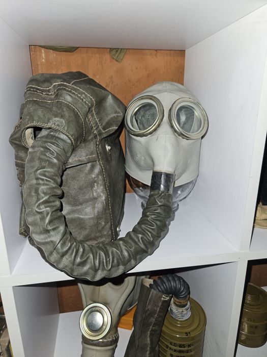 Противогаз ИП-4 2 шт