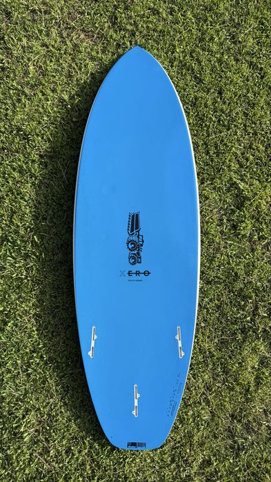 Prancha de surf JS Xero Gravity 5’3”