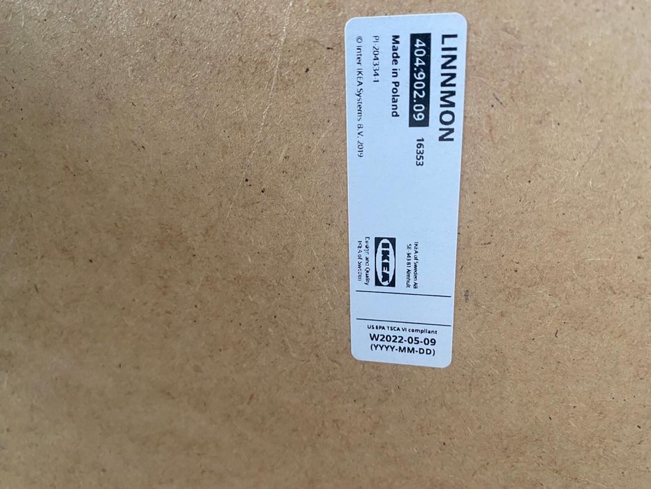 Stół biurkowy ikea