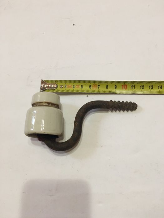 Фарфоровые изоляторы / штыревые керамические изоляторы / ізолятори