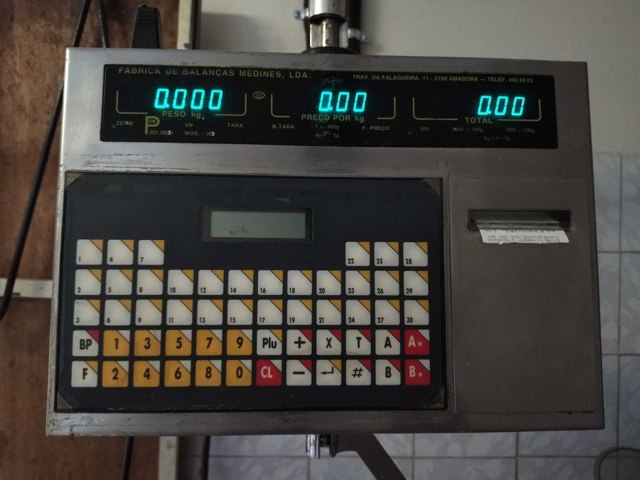 Balança suspensa MEDINES