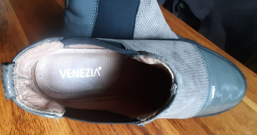 Sztyblety damskie,  skóra, lakierki, jak nowe, buty
