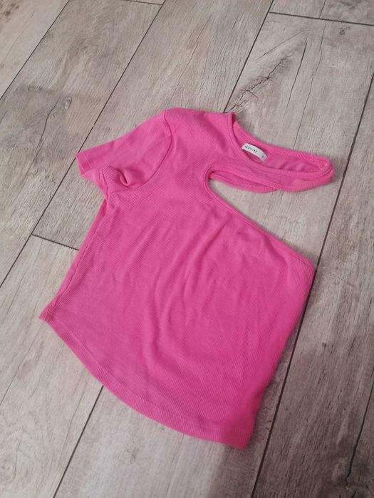 Bluzka z hokerem, top na jedno ramie, crop top