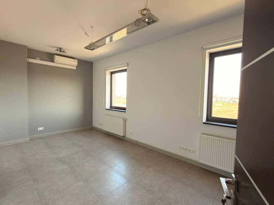 Do wynajęcia Biuro z Dużym Placem !!! IGOŁOMSKA   25 000 zł brutto