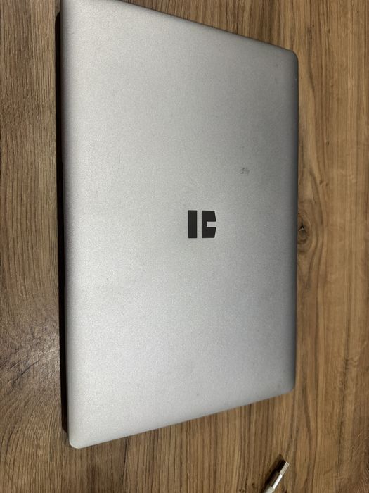 Laptop Trekstor Surfbook A13B N3350 4GB 64GB FHD Win10H