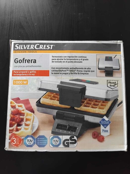 Máquina Waffles Silvercrest 1000W com livro receitas e manual em caixa