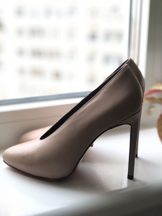 Шкіряні туфлі Vitto Rossi.