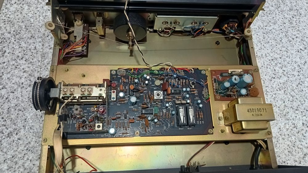 Tuner radiowy NST-7000 Vintage
