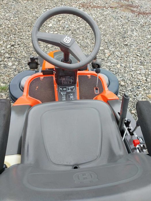 Traktorek kosiarka Husqvarna R422Ts AWD super stan