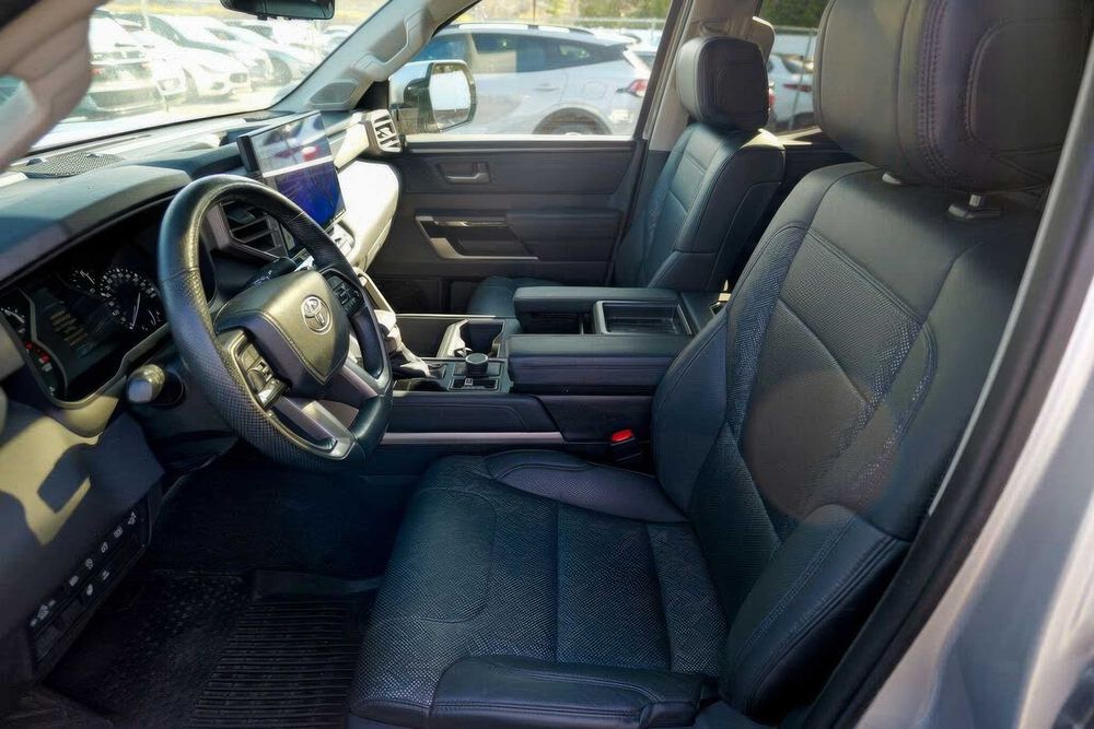 Toyota Tundra      2022