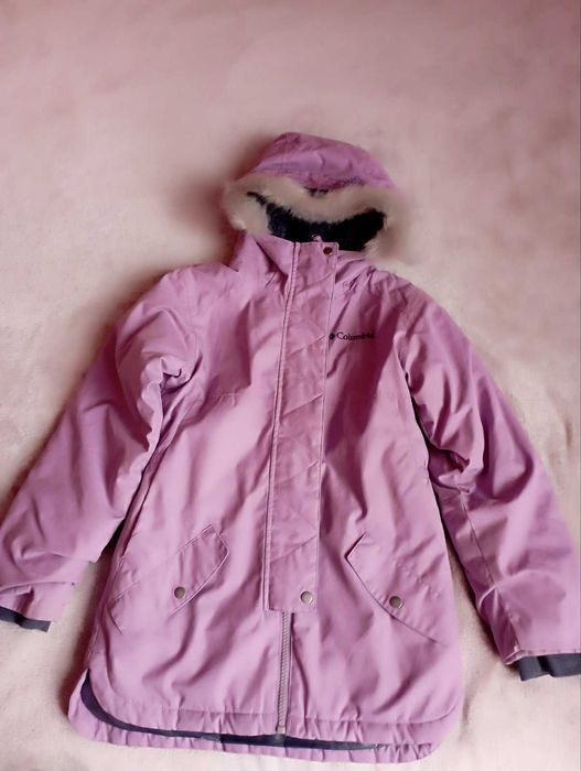 Продам зимову куртку Columbia на дівчинку