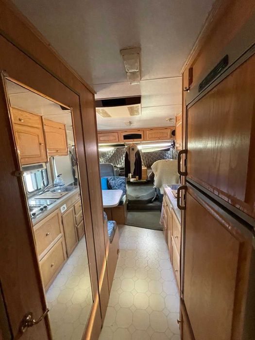 GMC Chevy Pursuit 6,5 V8 Diesel CamperVan