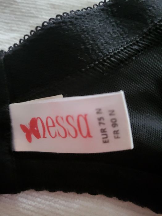 biustonosz  Nessa 75 N