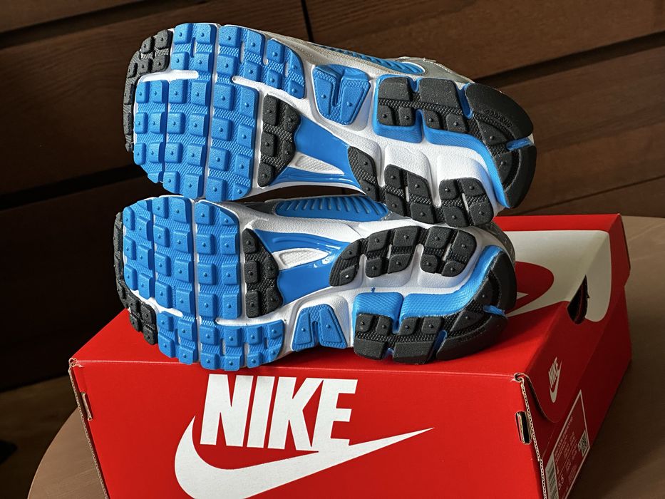 Nike Zoom Vomero 5 - Tamanho 36 EU - NOVAS