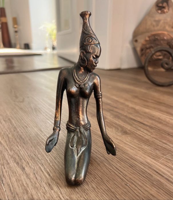 Magnífica estátua bronze antiga Parvati/Tara