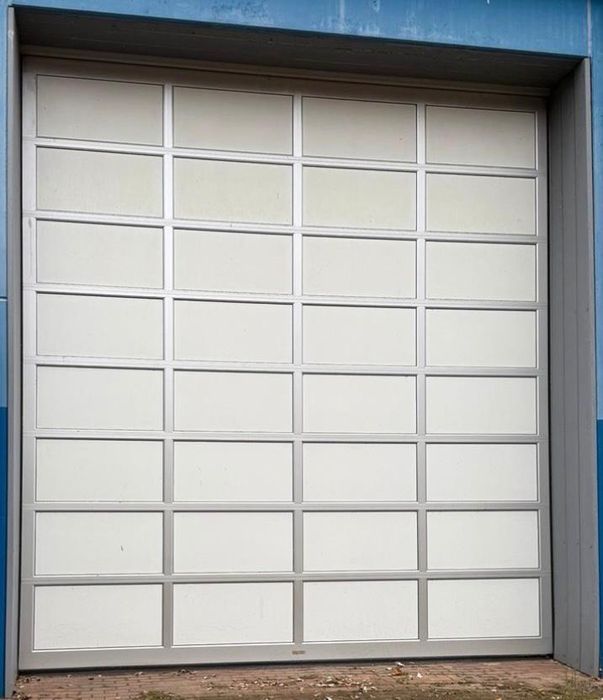 Brama segmentowa przemysłowa HILD TORE szer 5.0 x wys 5.5  ŁADNA  2szt