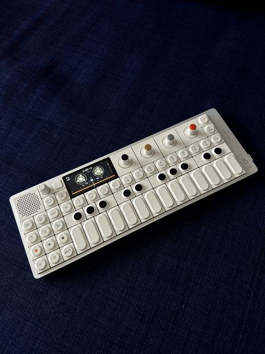 Teenage Engineering OP-1 Field — como novo + Decksaver + Field Bag