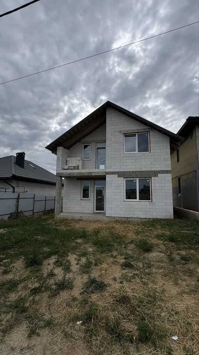 Продам 4-комн дом в Червоном Хуторе, 4 сотки, без ремонта, рассрочка