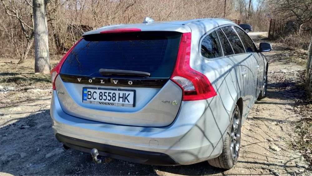 Volvo V60 2012 1.6D MT