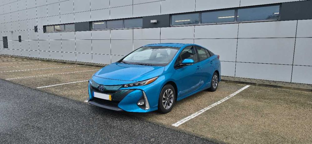 Toyota Prius Plug‑In Luxury, Excelente, Único Dono, Garantia Toyota