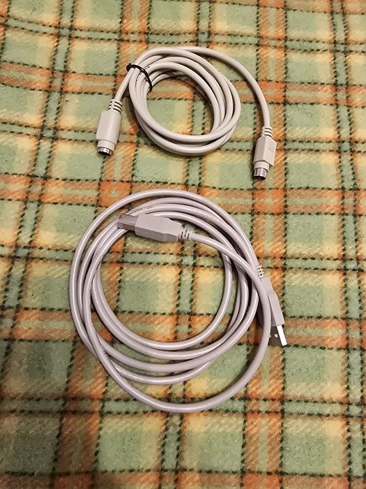 Cabo PS/2 + cabo USB