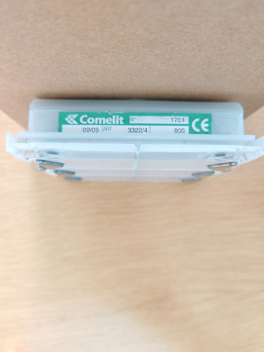 Módulo botões Comelit 3322