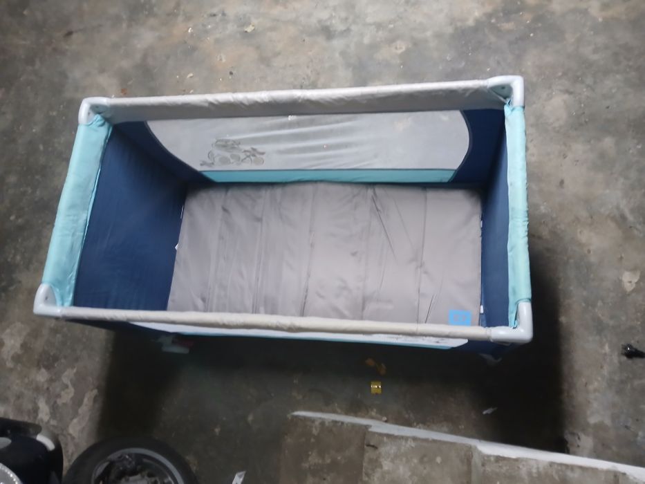 berço/cama de viagem