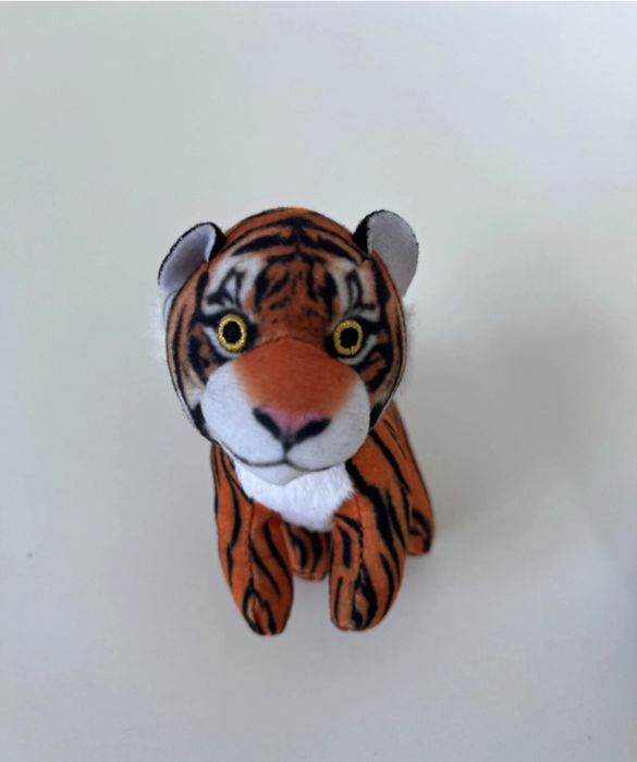 Набір М'яка іграшка Mcdonalds 2018 тигр кит жаба черепаха видра сервал