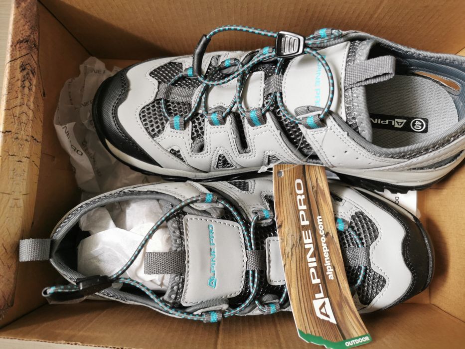 Alpine Pro Dorene
