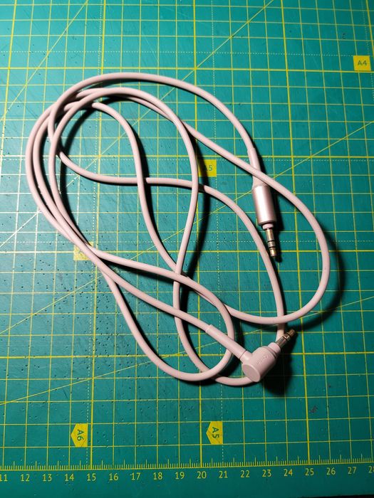 Sony wh-1000xm2.