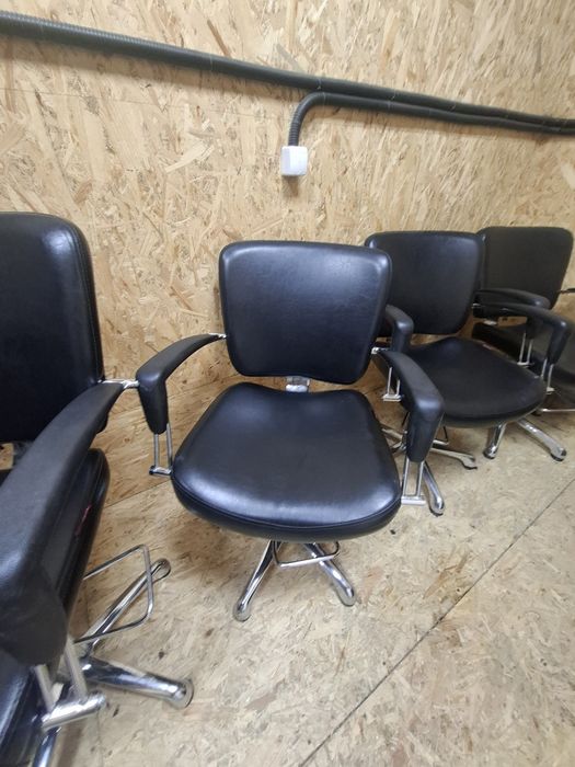 Кресло парикмахера, перукарське  крісло гідравліка