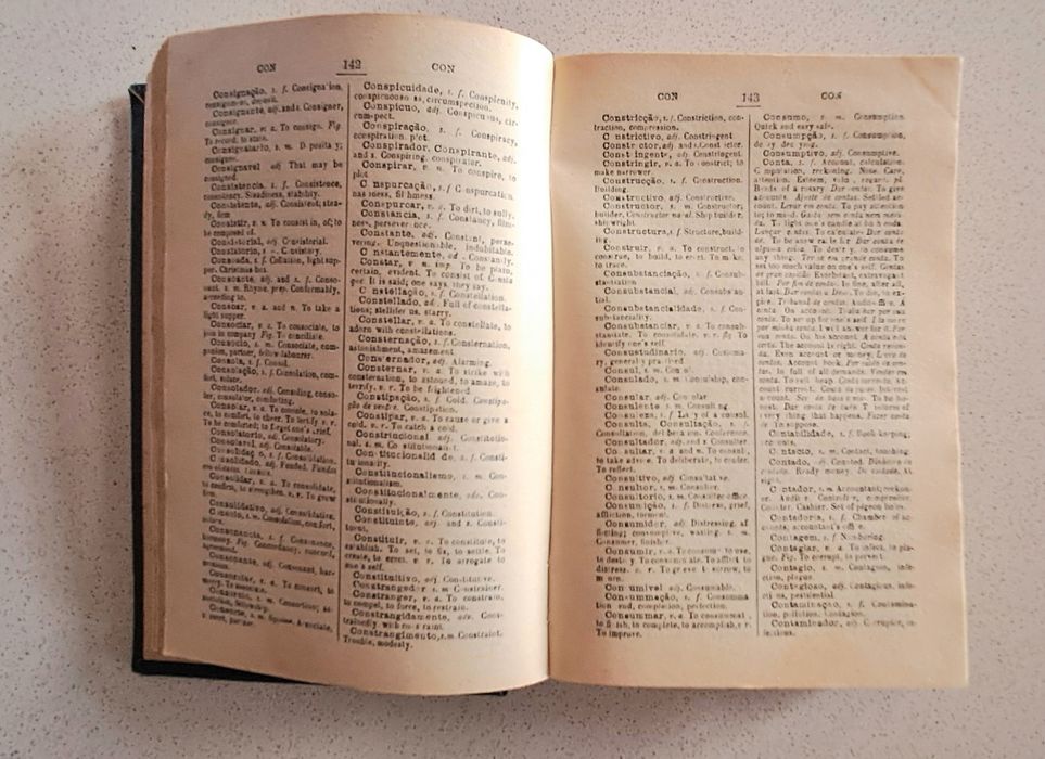 Antigo Dicionario 25ª Edição - DICIONÁRIO PORTUGUES-INGLES(Os dicionár