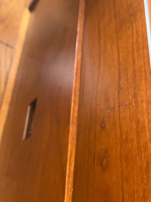 Mobilia quarto estudio madeira maciça cerejeira