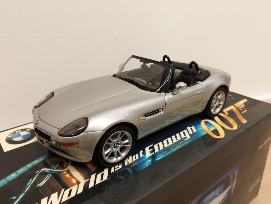 1 18 Kyosho BMW Z8 James Bond oryginał