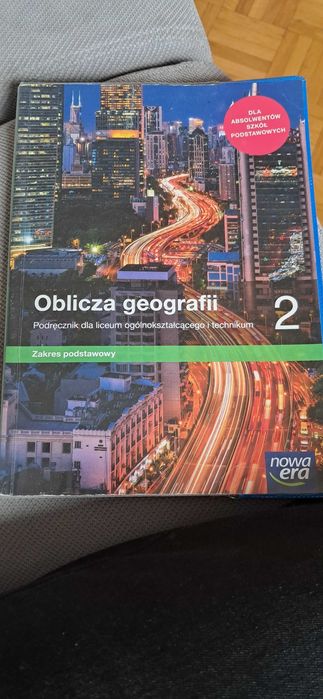 Podręcznik Oblicza geografii 2