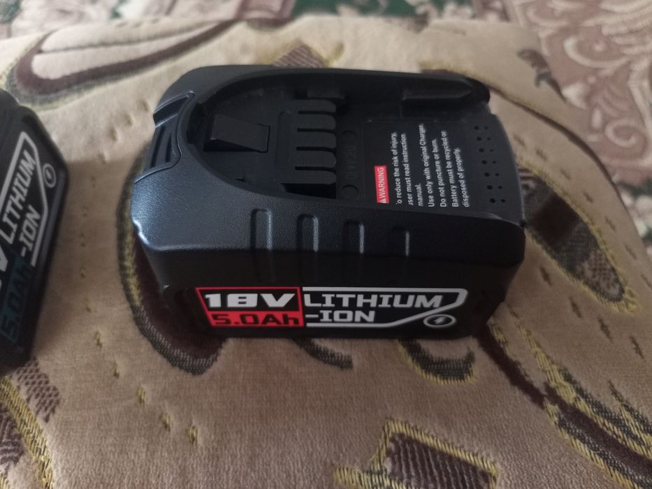 Акумуляторна батарея Bosch PBA 18V 5,0 Ah