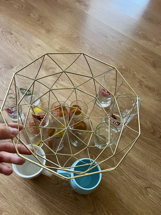 Paka kubków i szklanek oddam plus miska na owoce