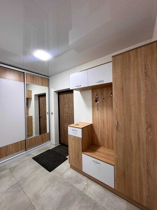 Оренда  1-кімнатної квартири (45 м²) — вул. Зелена, 281Б
