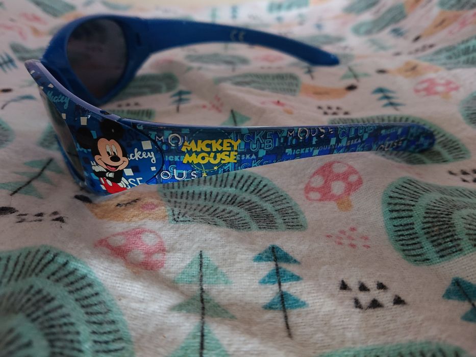 okulary przeciwsłoneczne Mickey Disney