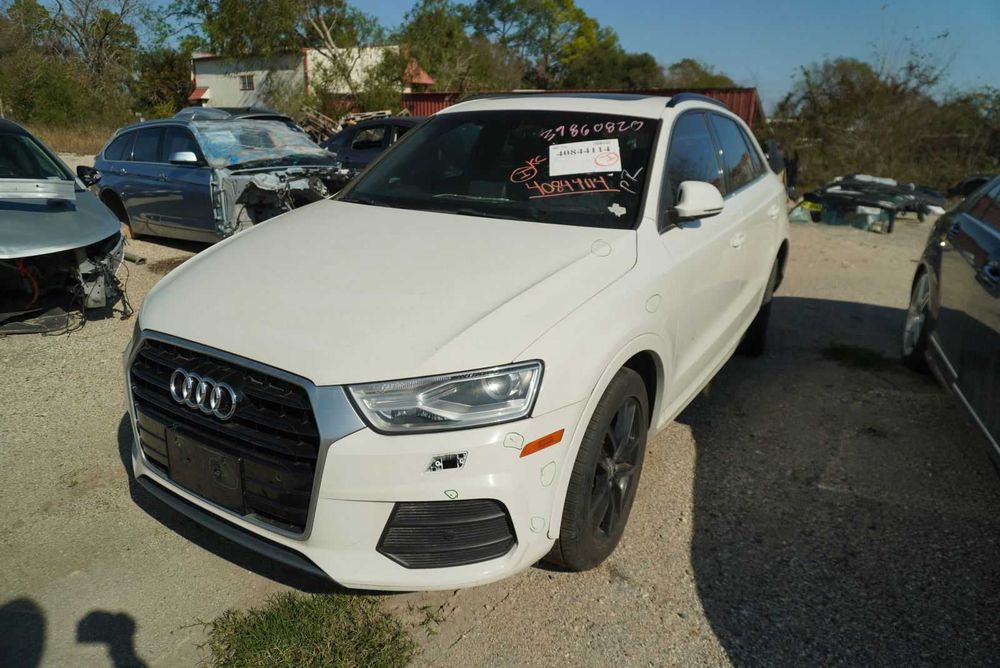 Ауді Q3 / Audi Q3 шрот б/у двигун АКПП розборка з США