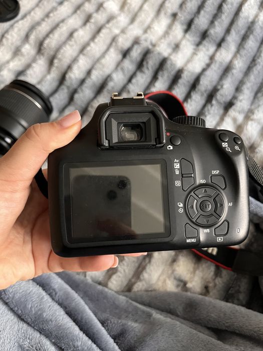 Canon EOS 4000D