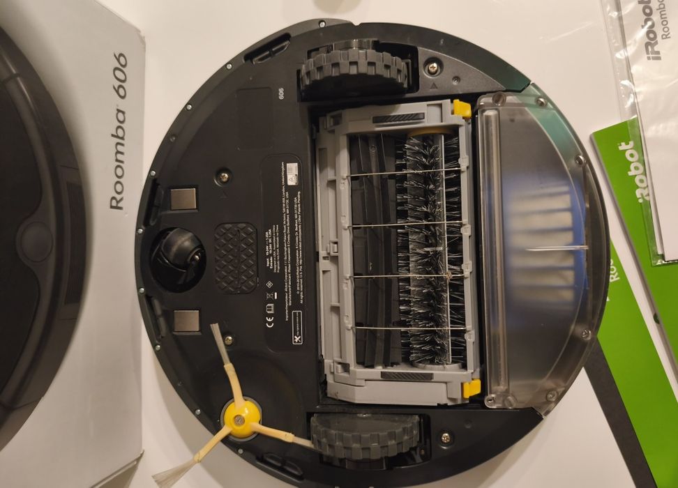 iRobot Roomba 606