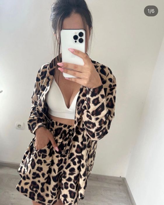 Літній леопардовий костюм