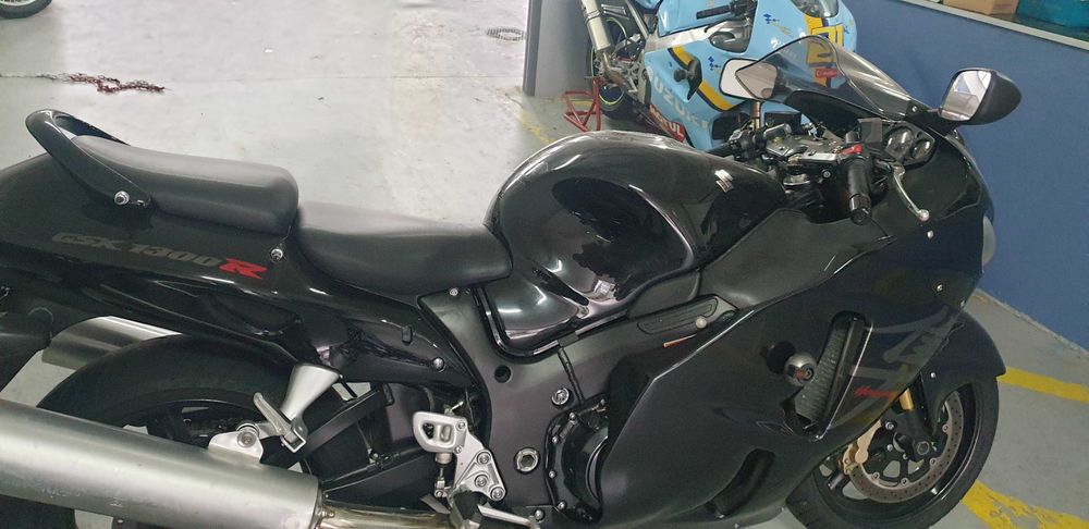 Moto em oprimo estado