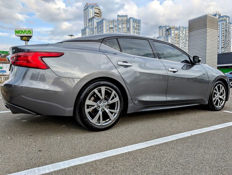 Nissan Maxima 2017 VIN 1N4AA6AP8HC445943 фото оголошення 3 з 24