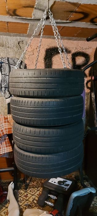 Para doaçao saco de box feito com pneus