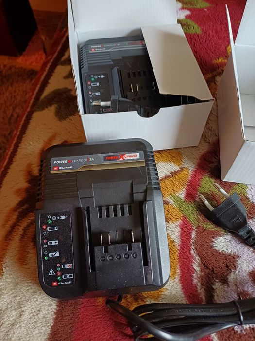 Ładowarka Einhell power x charger
