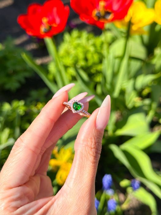 Неймовірні сяючі каблучки